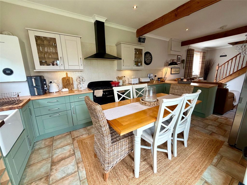 Additional image 5 of 4 bed bungalow for salePriory Lodge Drive, Milford Haven, Pembrokeshire SA73