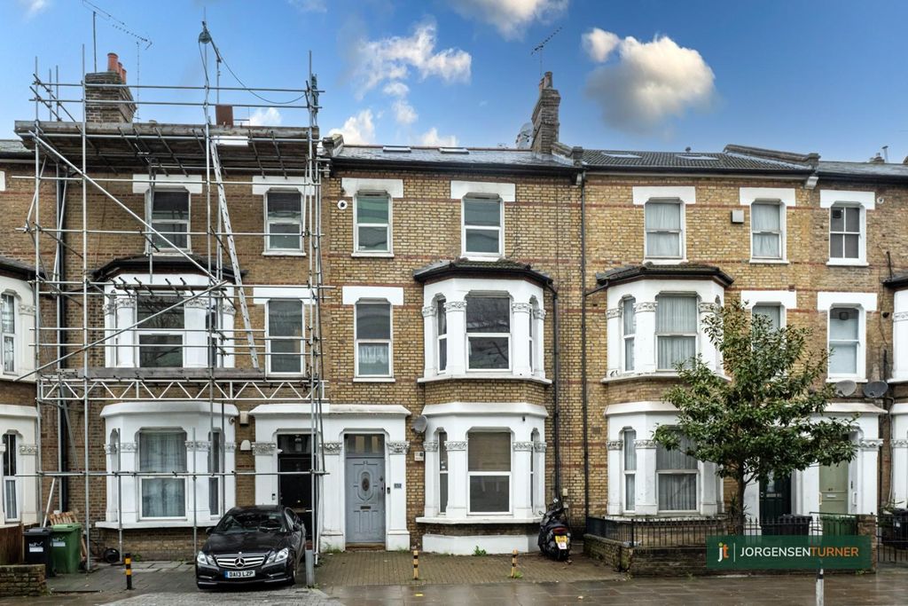 Property photo 3 of 10 External .Jpg