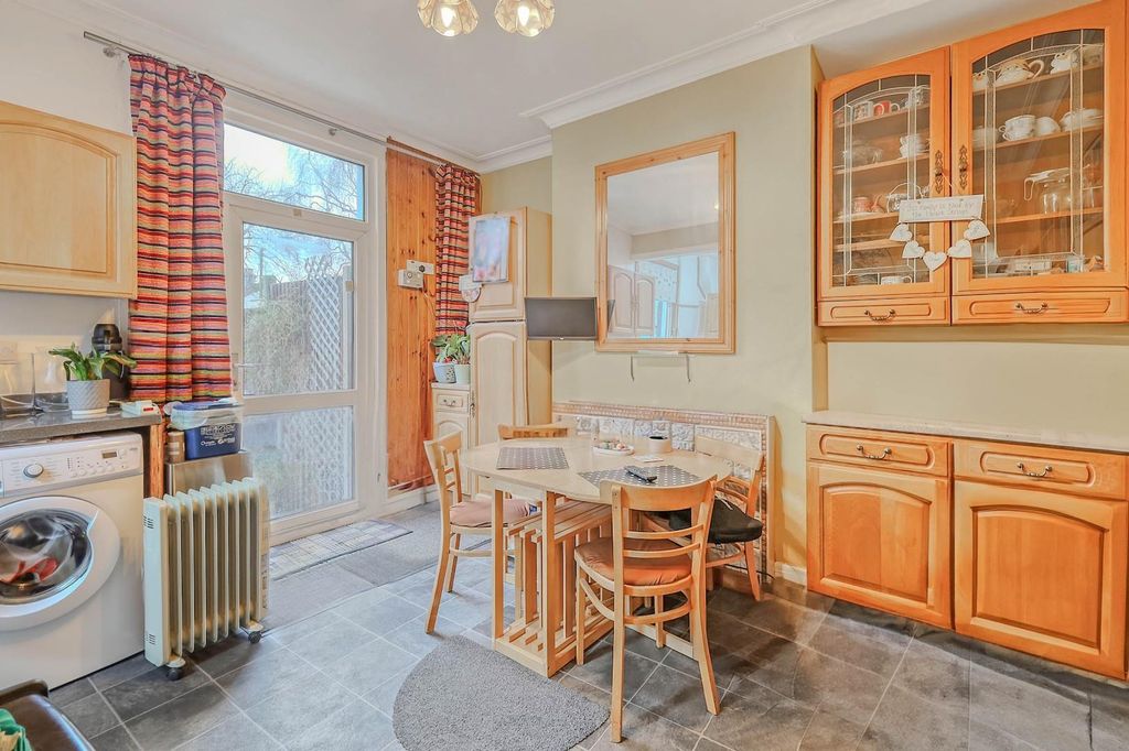 Property photo 3 of 14 Kitchen/Diner