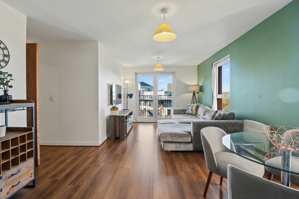 Property photo 1 of 12 Img_2969