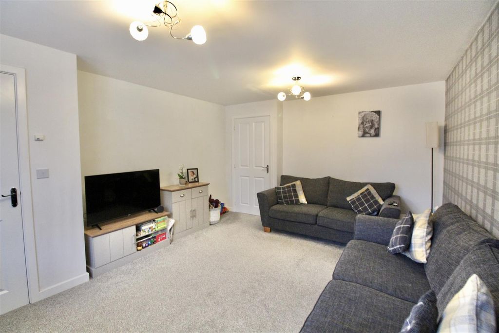 Property photo 3 of 15 Img_8396.Jpg