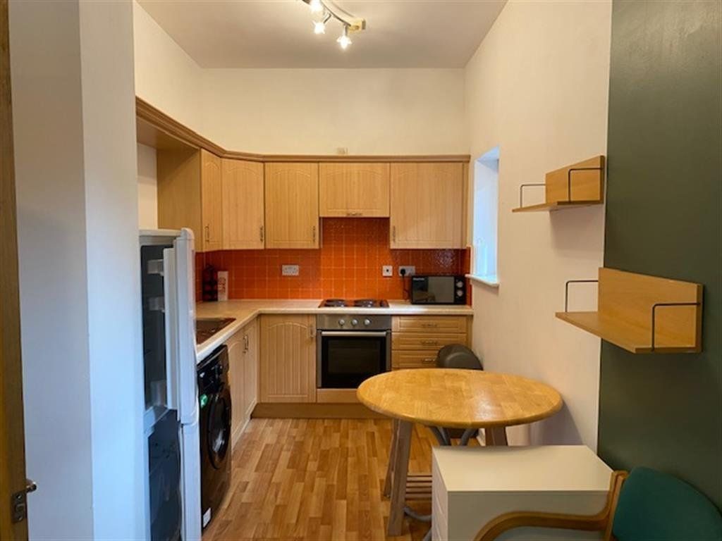 Property photo 3 of 8 Photo