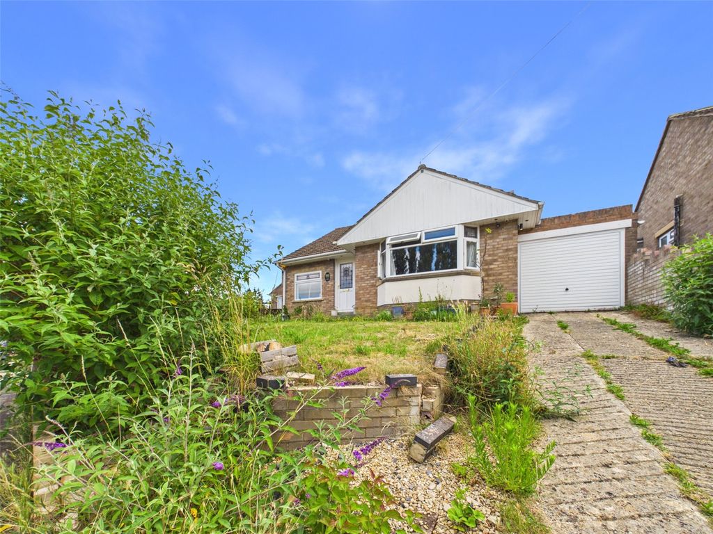 Property photo 1 of 17 Picture No. 02
