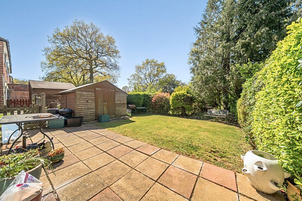 Property photo 3 of 19 1447945-13-69E8F7...