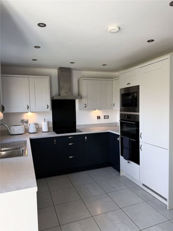 Property photo 2 of 8 Picture No. 02