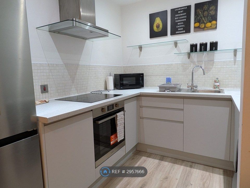 Property photo 1 of 35