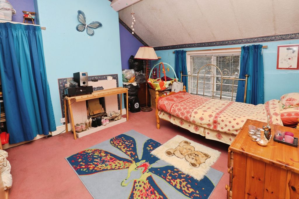 Additional image 15 of 6 bed semi-detached house for saleKnowsley Road, Liverpool L19