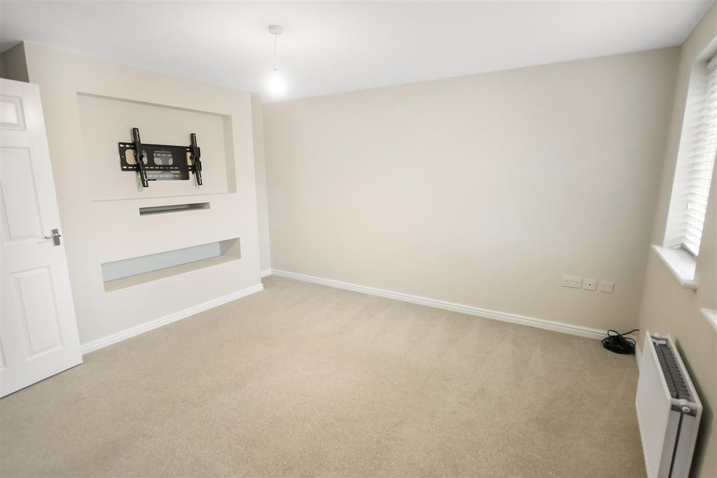 Property photo 3 of 11 Img_6528.Jpg