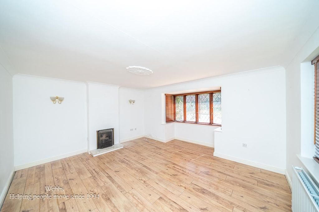 Property photo 3 of 33 Webbs-8.Jpg