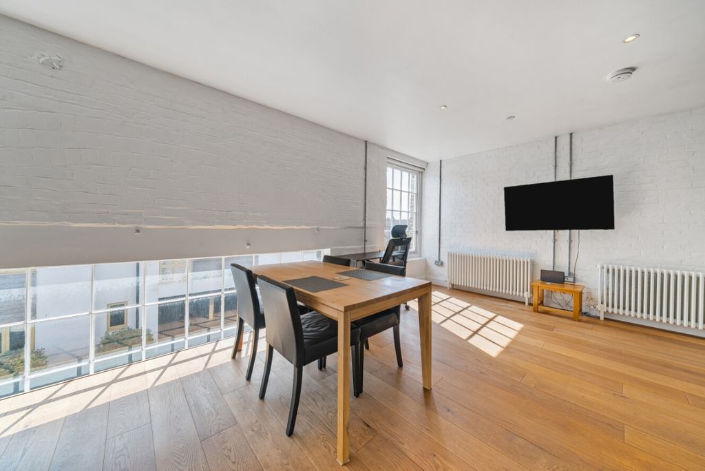 Property photo 3 of 12 1178112 (4)