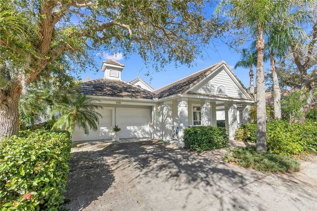 Property photo 1 of 31
