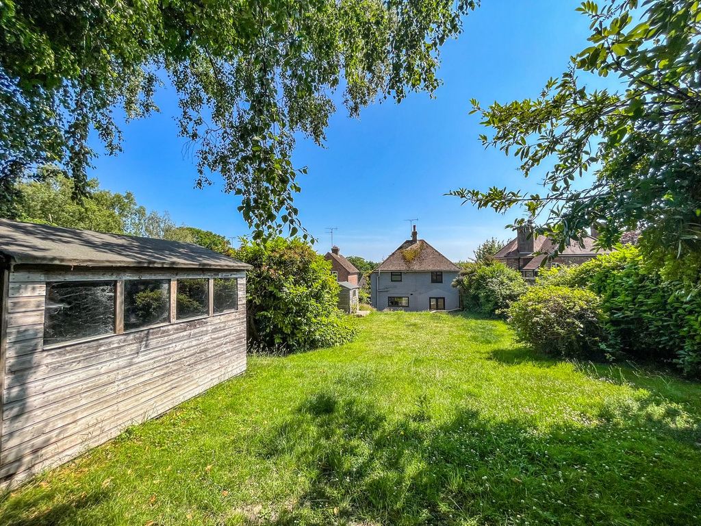 Property photo 2 of 13