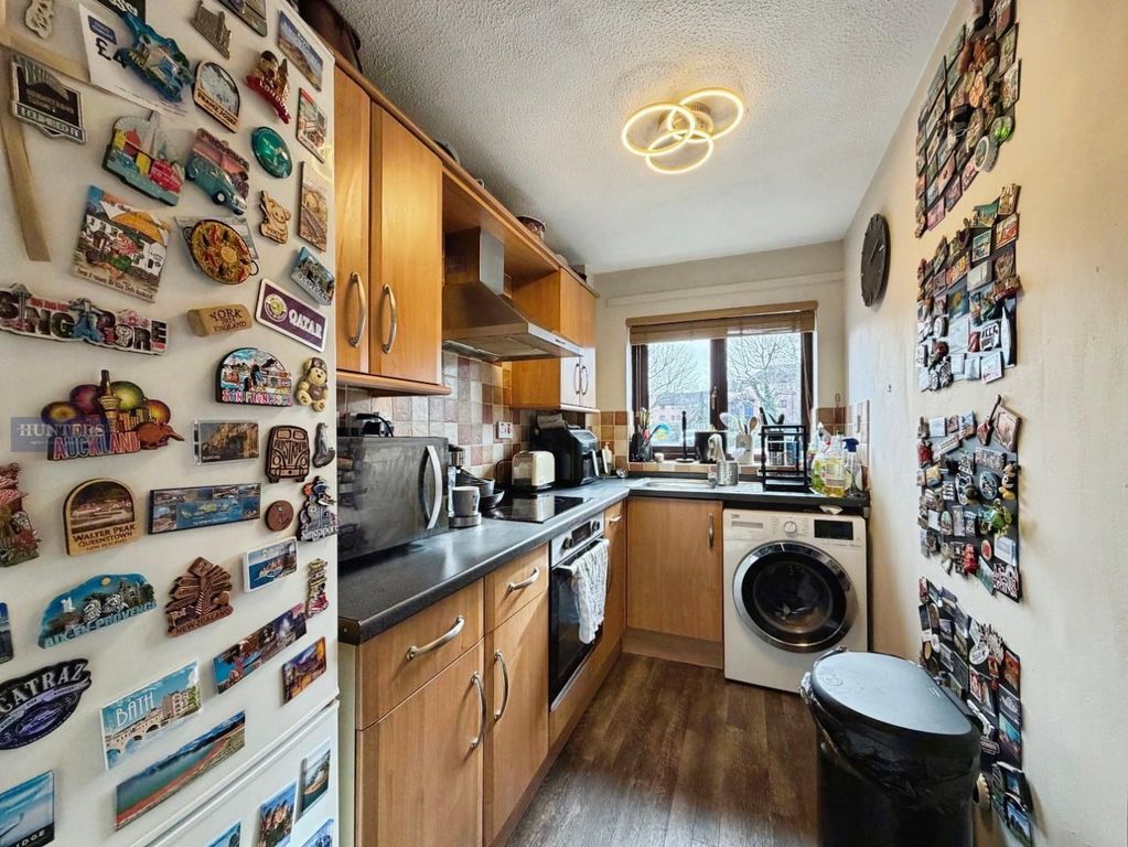 Property photo 3 of 15 Kitchen