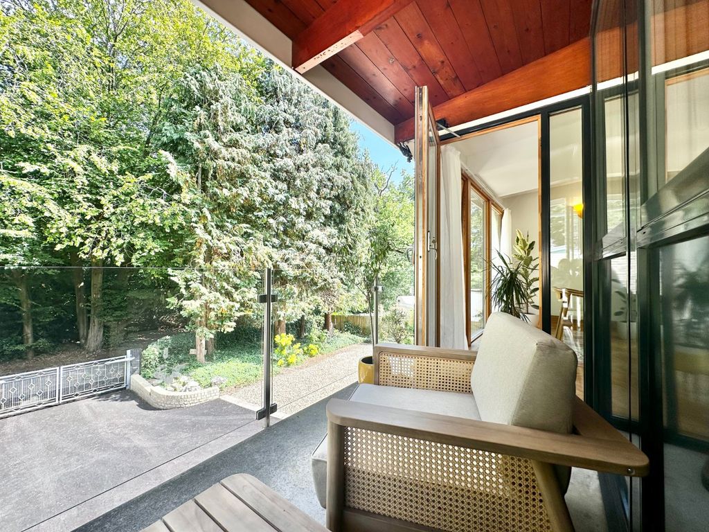 Property photo 2 of 23 Picture No. 36