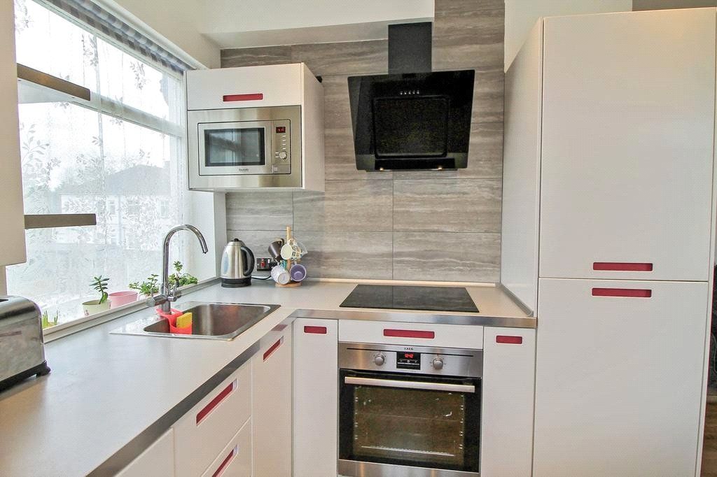 Property photo 2 of 23 Picture No. 24