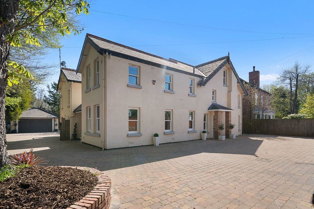 Property photo 1 of 40