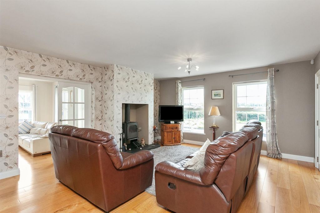 Additional image 8 of 5 bed detached house for sale95 Drumlough Road, Annahilt, Hillsborough BT26