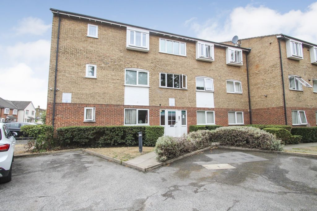 Property photo 1 of 8 5549870