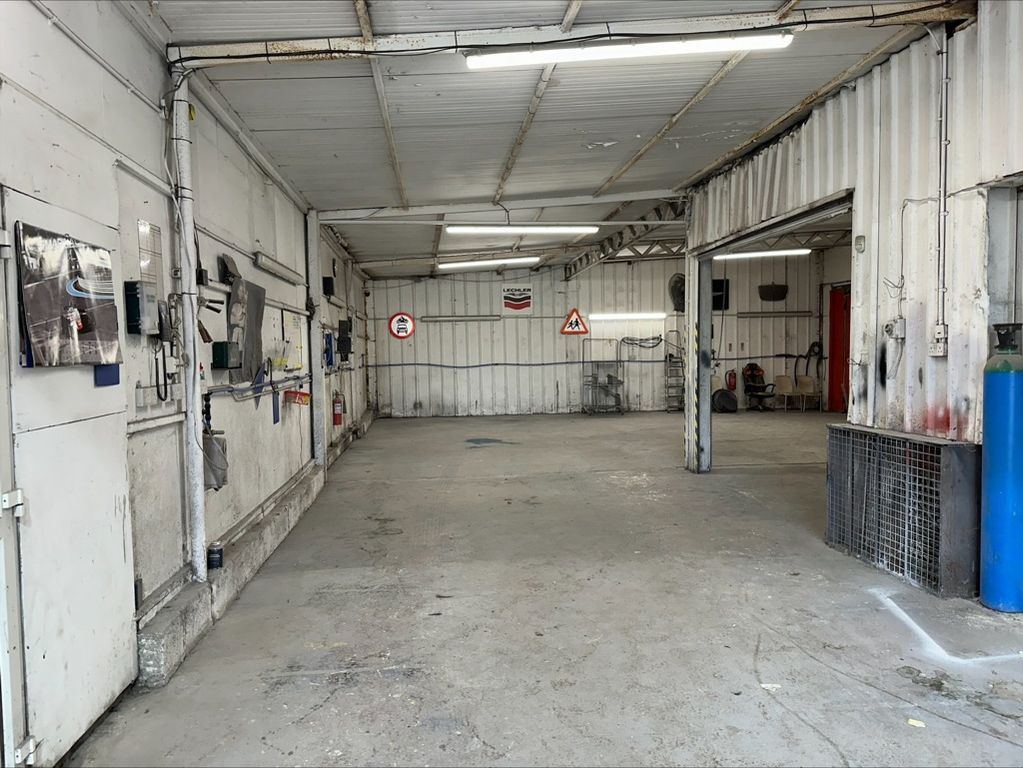 Property photo 2 of 14 Photo 1
