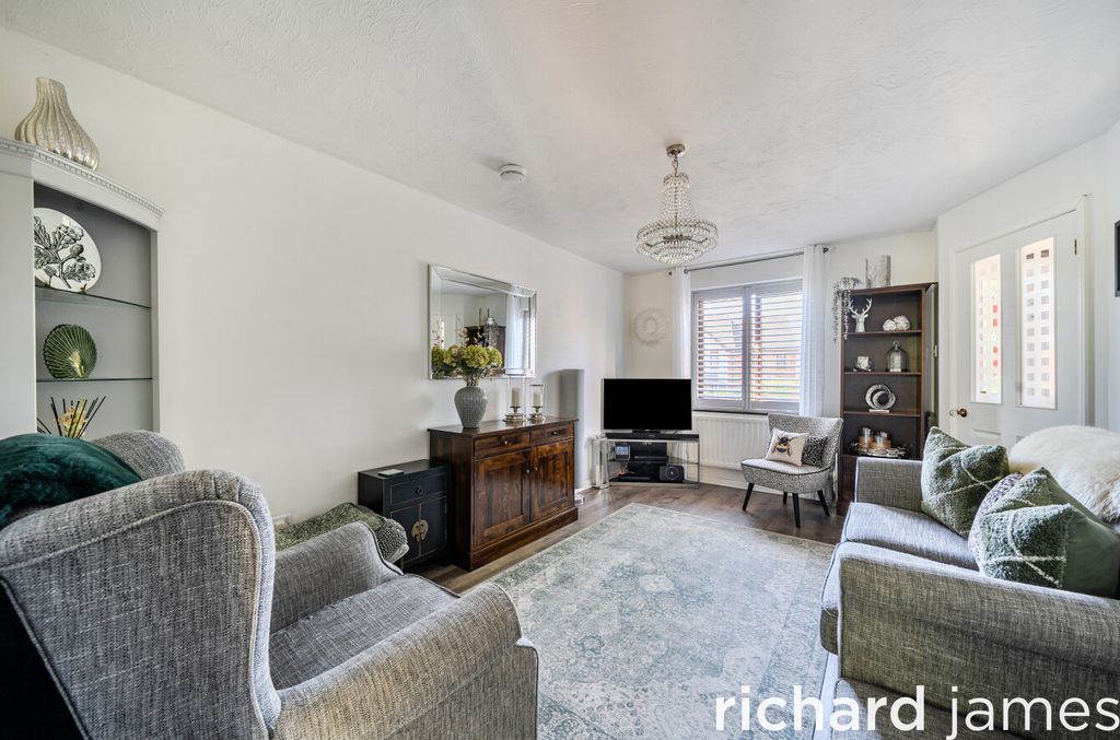 Property photo 3 of 14 34Af697302E34d2Bb4A5A17A839B2726