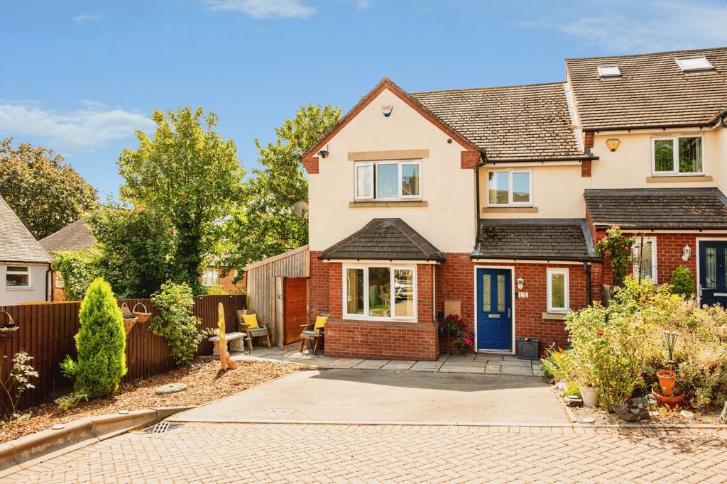 Property photo 1 of 26 01