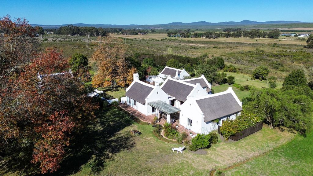 Property photo 2 of 70 Hf1699799