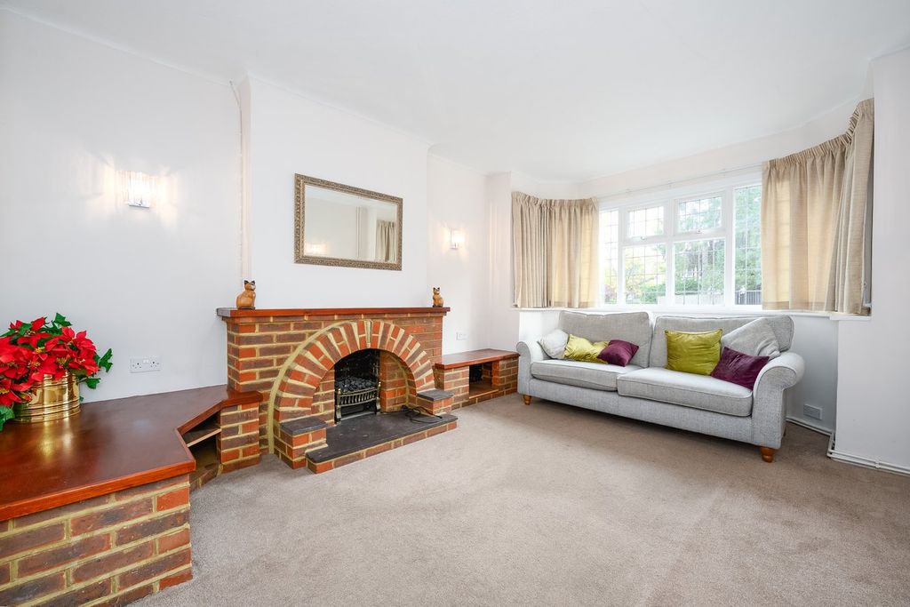 Property photo 2 of 15