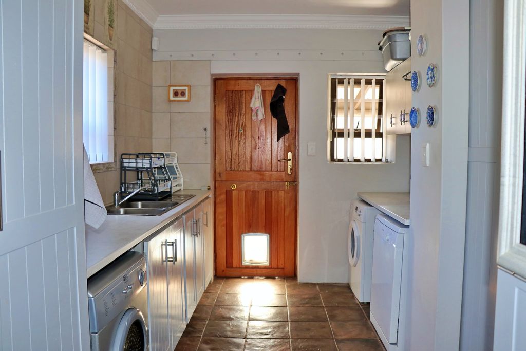 Property photo 3 of 30