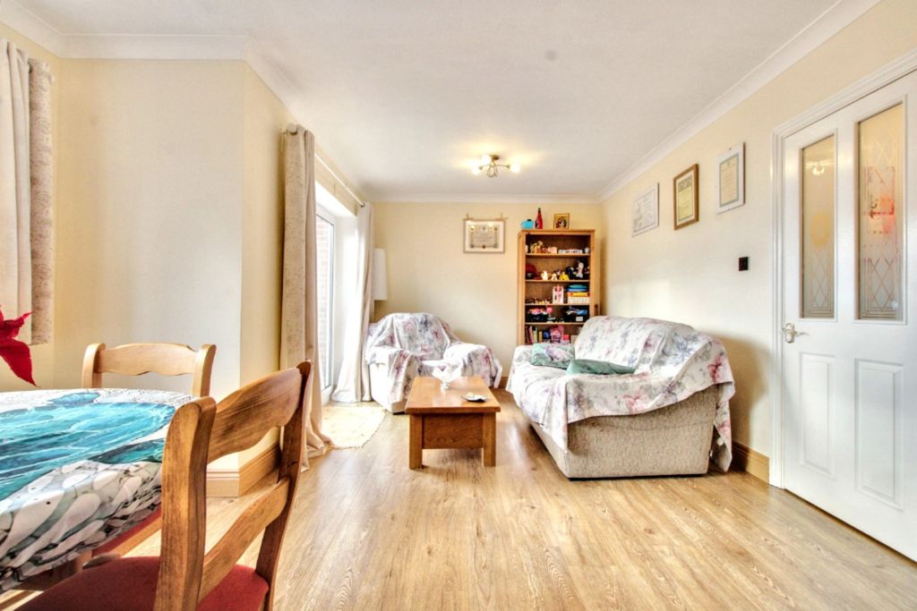 Property photo 3 of 20