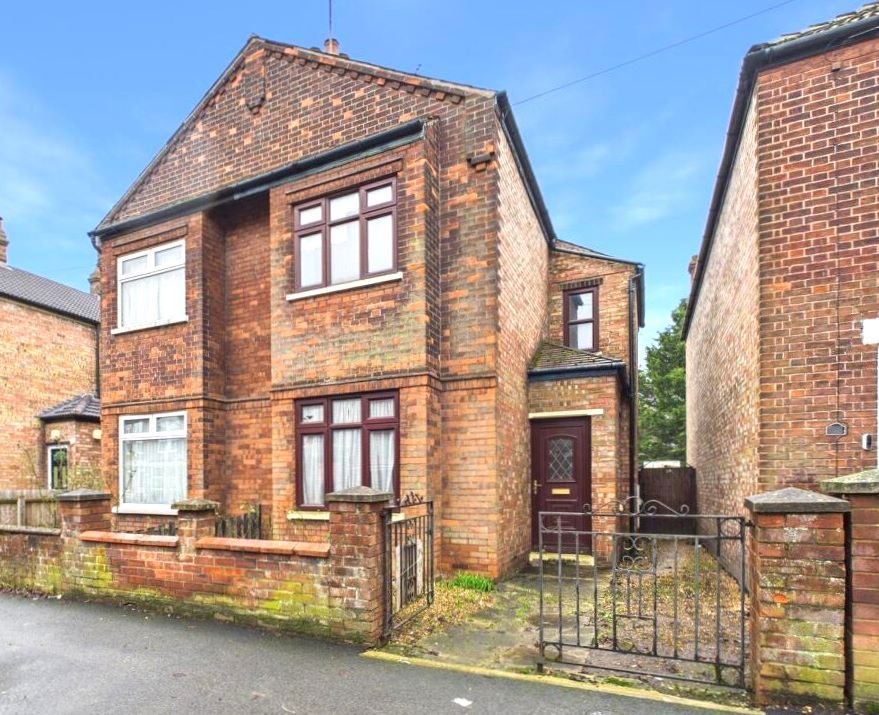 Property photo 1 of 17