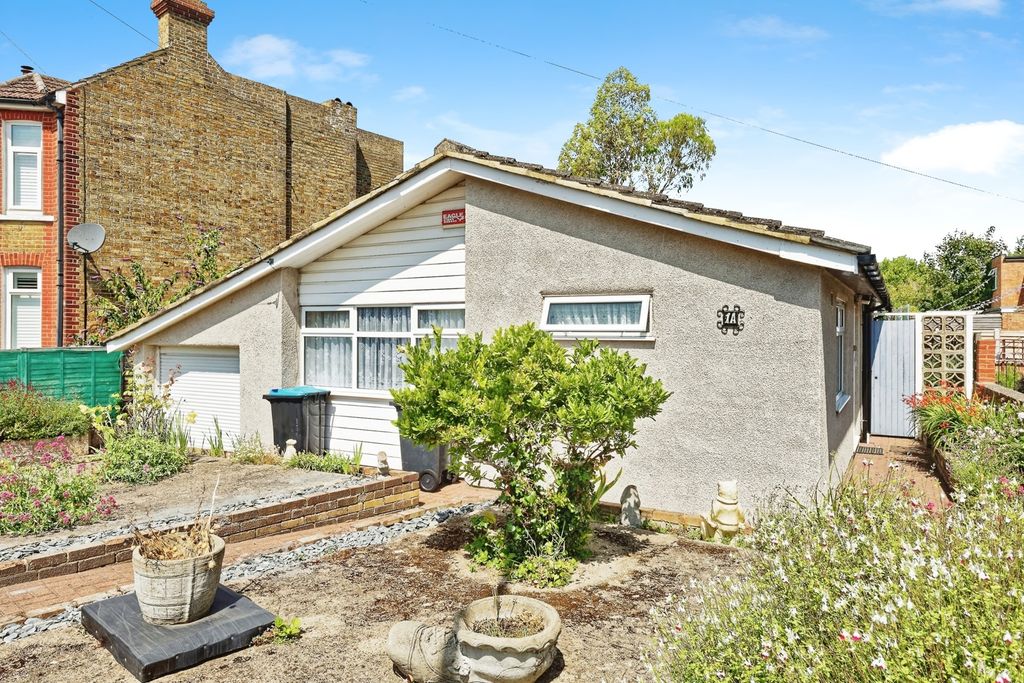 Property photo 1 of 17 Photo