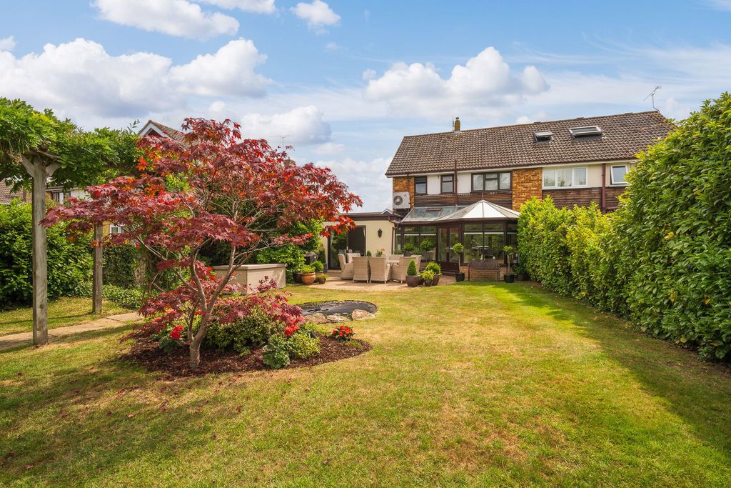 Property photo 1 of 24