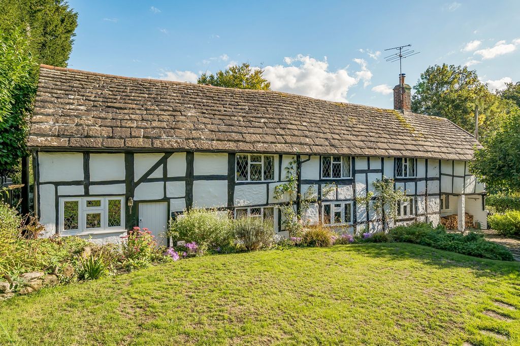 Property photo 1 of 33
