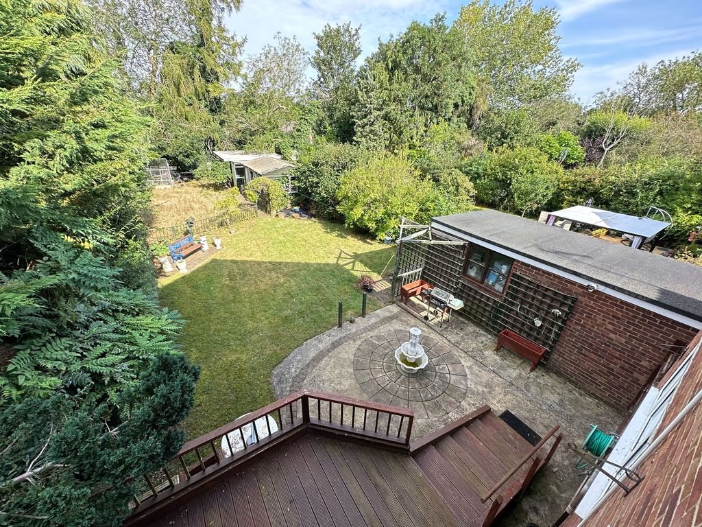 Property photo 1 of 30
