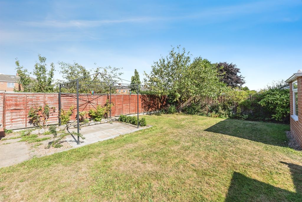 Property photo 2 of 13