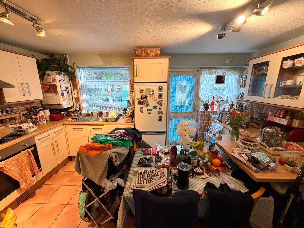 Property photo 3 of 11 Picture No. 10