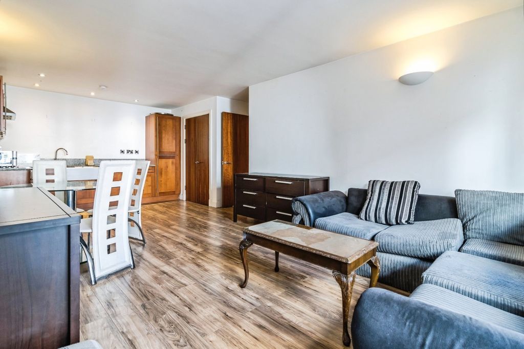 Property photo 1 of 10 Picture No. 03