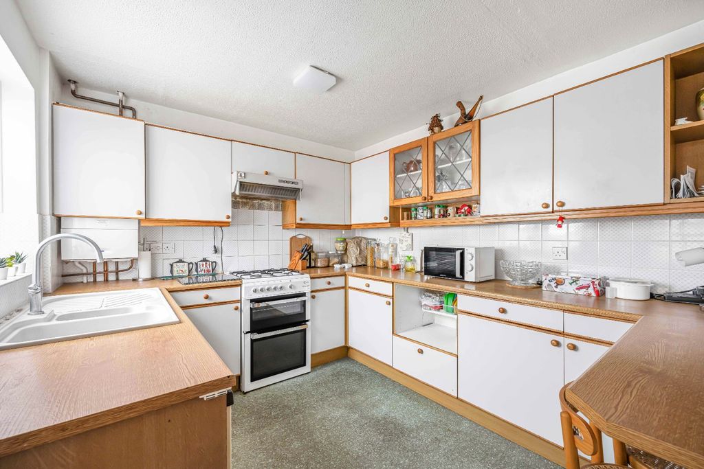 Property photo 2 of 15 Picture No. 04