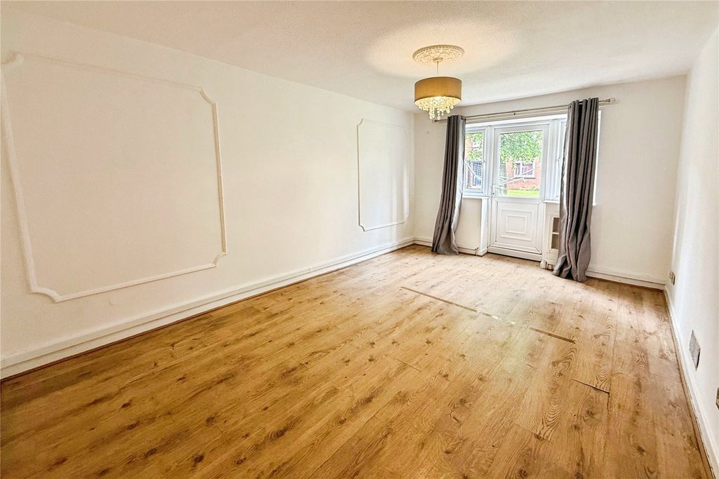 Property photo 3 of 10 Picture No. 08