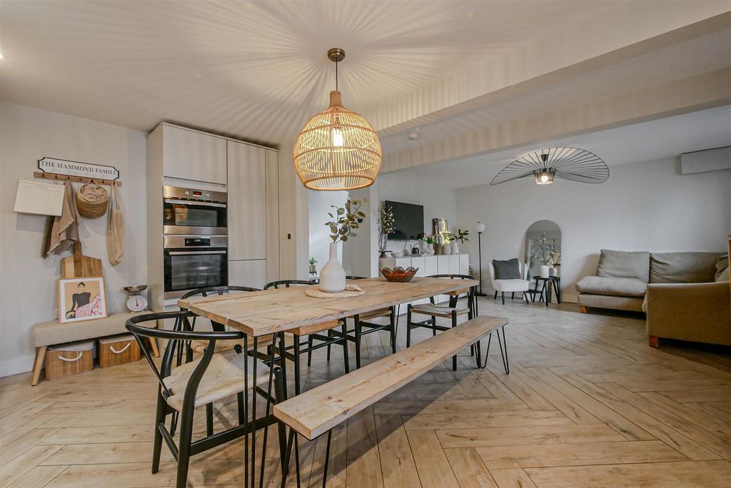 Property photo 2 of 20 Kitchen/Dining/Family Room