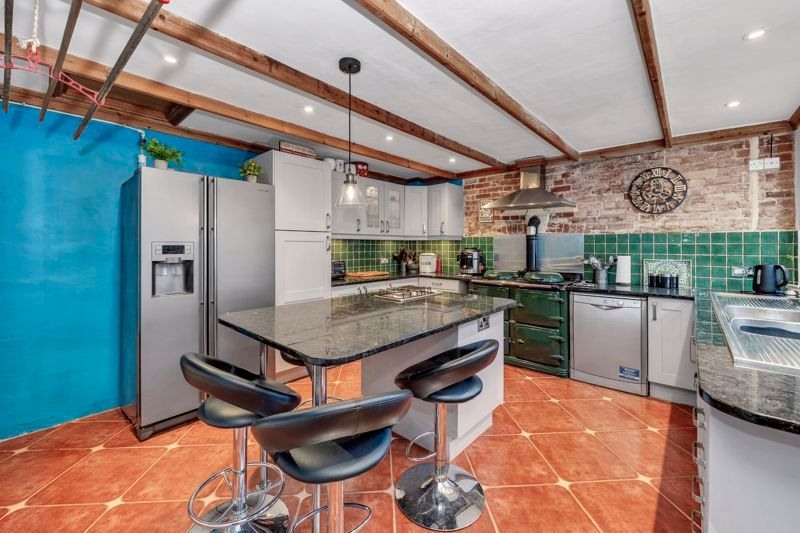 Property photo 2 of 27 Kitchen