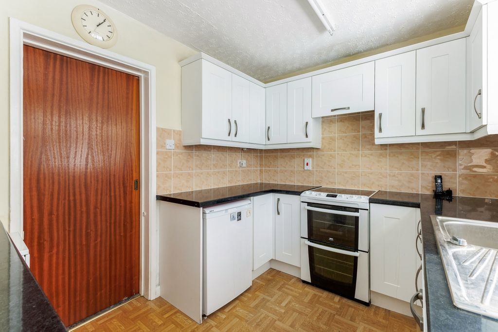 Property photo 3 of 13