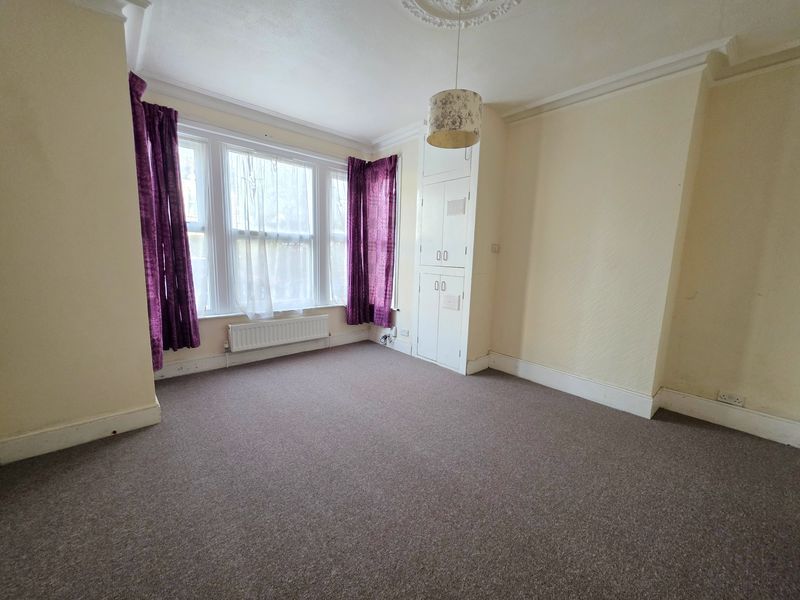 Property photo 2 of 5 Photo 3