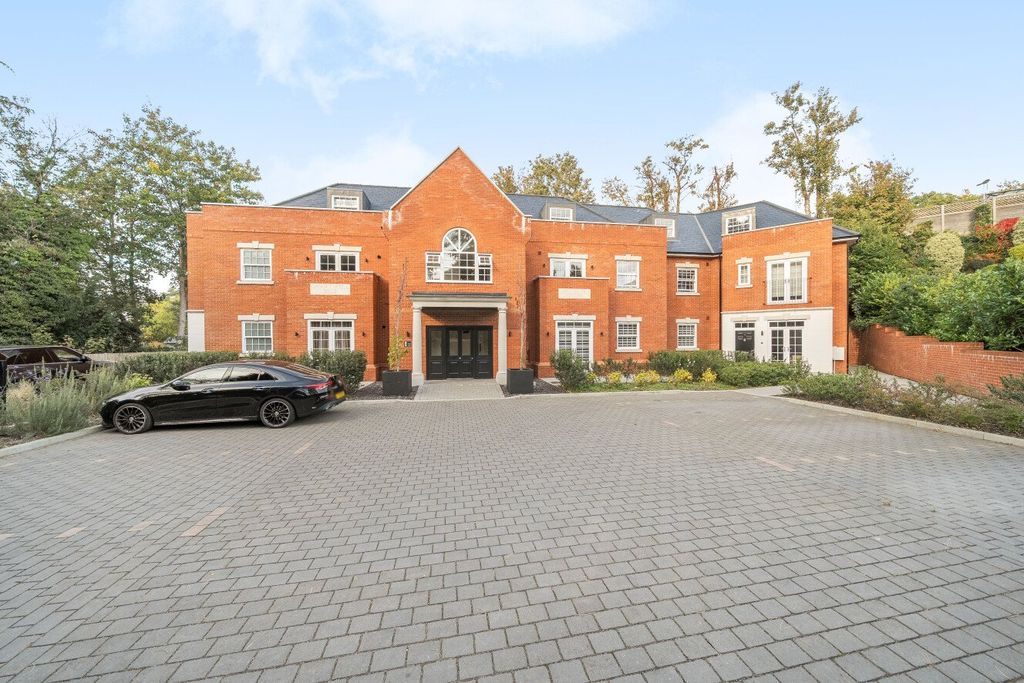 Property photo 1 of 22 Picture No. 23