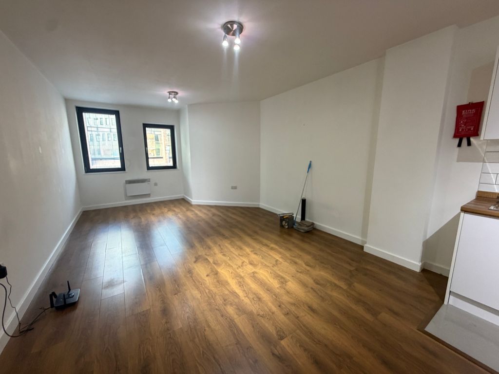 Property photo 3 of 8 Living Room