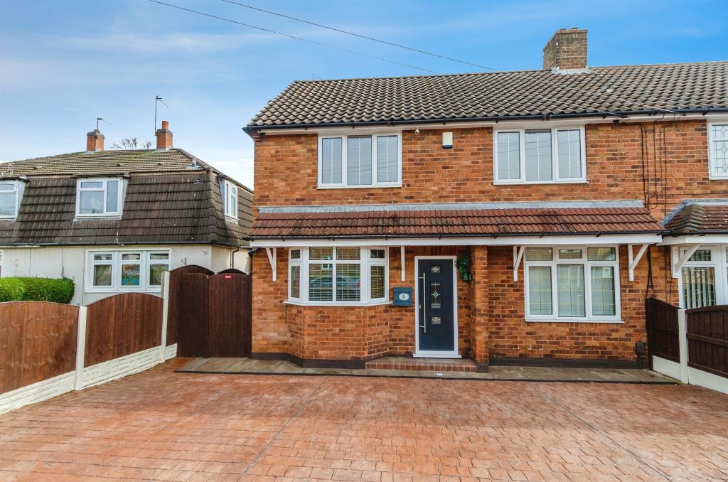 Property photo 2 of 17