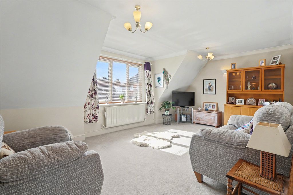 Property photo 3 of 12 Living Room