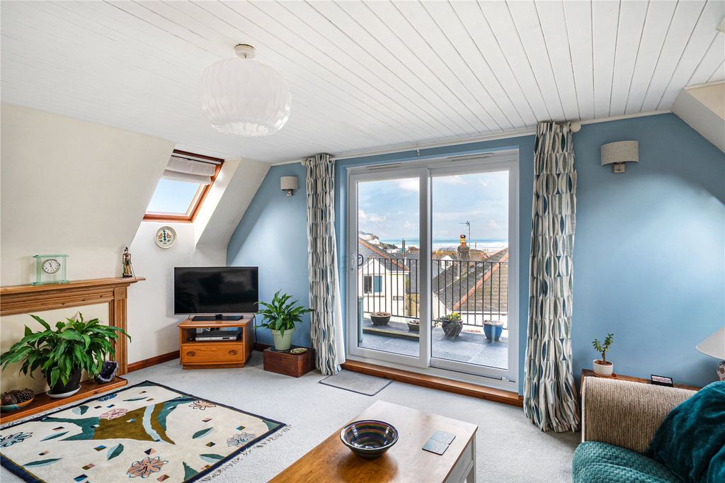 Property photo 3 of 15 Picture No. 21