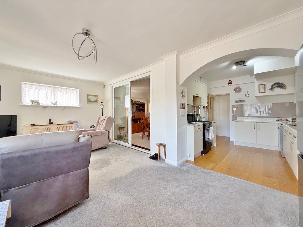 Property photo 2 of 26 Img_6704