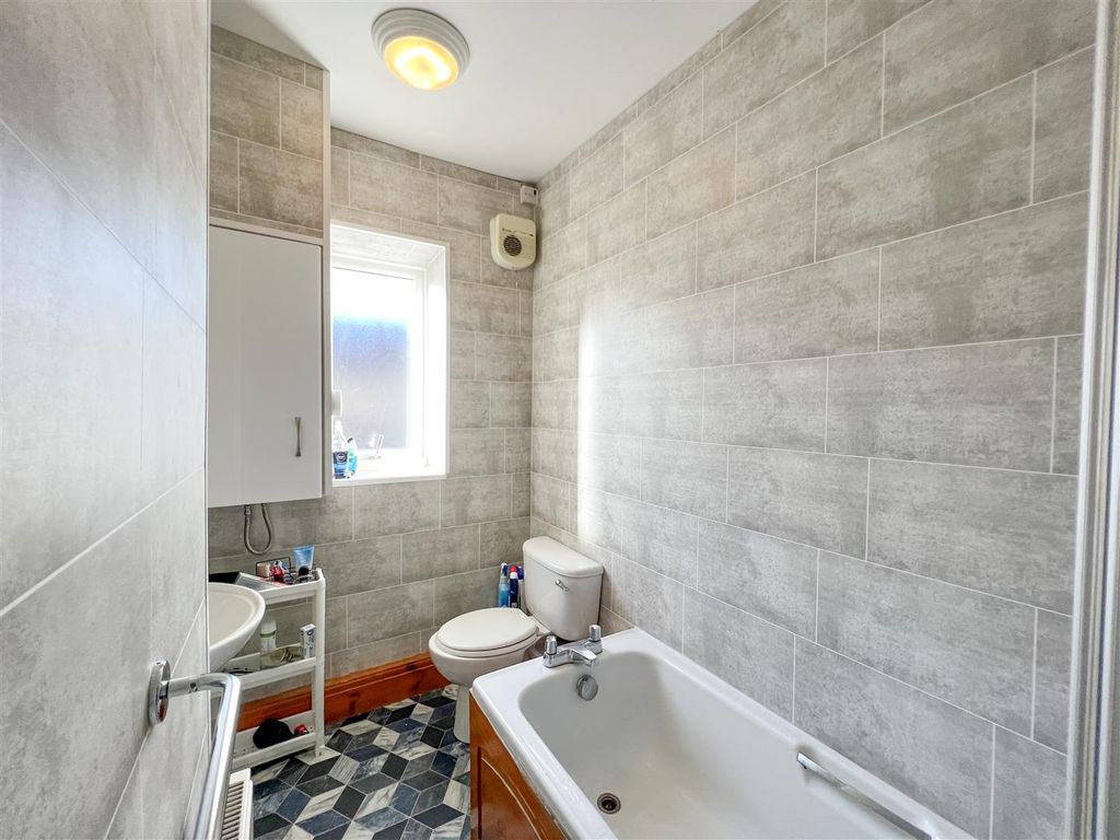 Property photo 2 of 8 Img_6909.Jpg